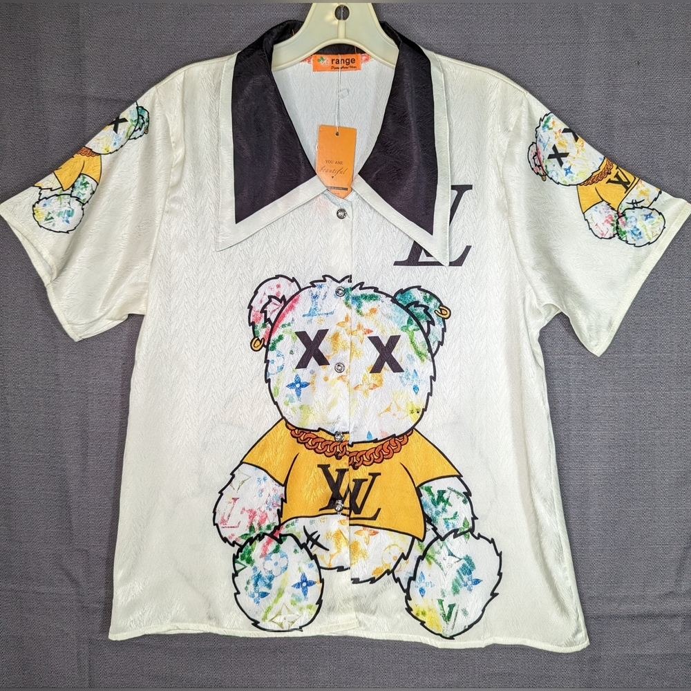 Bear Graphic Shirt Wide Collar Top Womens Large Loungewear